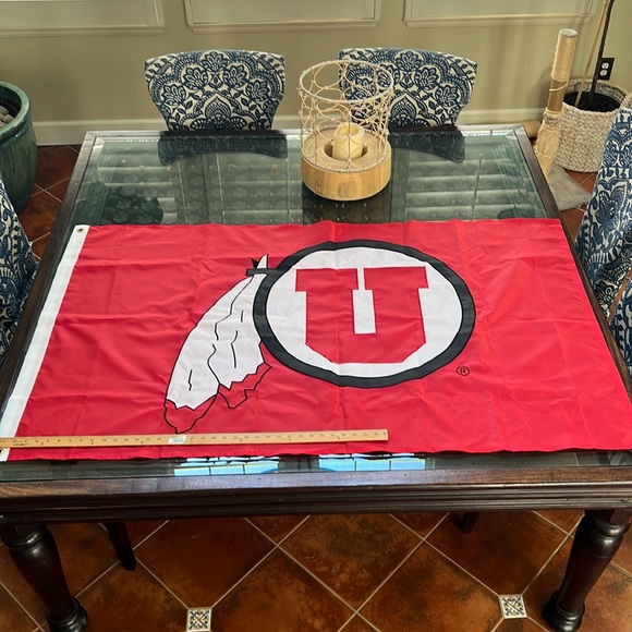 University of Utah pack (flag, mug, new sticker, xl men’s tshirt) - Picture 2 of 9